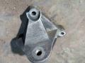 8200072747 Кронштейн двигателя Renault Megan Scenic 2 2004г. - фото №3