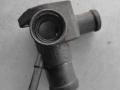 Фланец (тройник) системы охлаждения Volkswagen Sharan 1 1998г. - фото №2