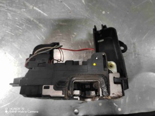 Замок двери передней левой, ориг. номер 13210748, Opel Zafira B 2005-2008