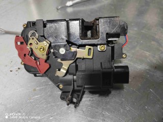Замок двери передней правой, Audi A4 B6 2000-2006