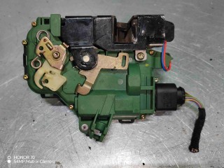 Замок двери передней правой, Volkswagen Golf 4 1997-2006