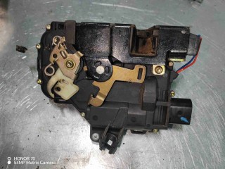 Замок двери передней правой, Volkswagen Golf 4 1997-2006