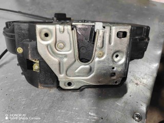 Замок двери задней правой Mercedes C W203 2000-2004