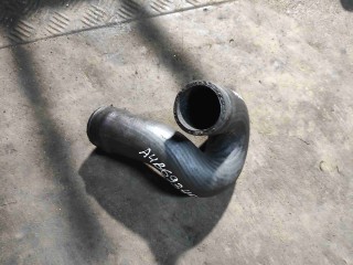Патрубок интеркулера Audi A4 B6 2000-2006