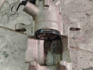 Суппорт задний правый Audi A4 B5 1994-1999