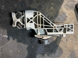 Кронштейн двигателя, ориг. номер 7700272975, Renault Scenic 1 1996-1999