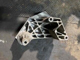 Кронштейн двигателя, ориг. номер 038199207H, Volkswagen Golf 4 1997-2006