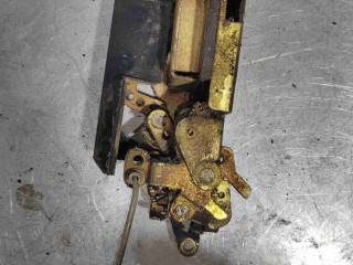 Замок двери передней правой Volkswagen Transporter T4 1990-2003