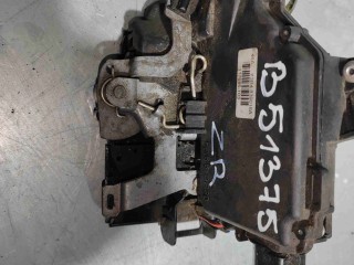 Замок двери задней правой, Volkswagen Passat B5 1996-2001