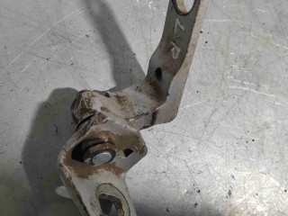 Петля двери Ford Focus 2 2004-2008