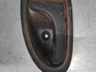 Ручка внутренняя передняя правая Renault Scenic 1 1999-2003