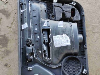 Обшивка двери передней левой (дверная карта), Volkswagen Touran 1 2003-2006