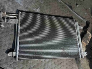 Радиатор кондиционера, ориг. номер 1K0820411N, Volkswagen Golf 5 2003-2009