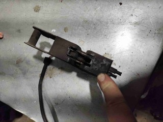 Замок капота, Volkswagen Golf 5 2003-2009