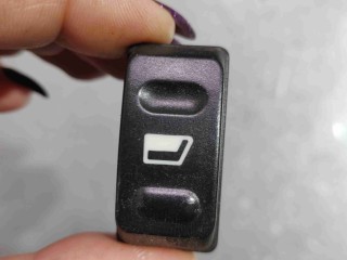 Кнопка управления стеклоподъемниками Citroen Xsara Picasso 1999-2004