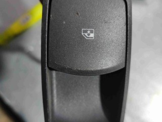 Кнопка управления стеклоподъемниками, ориг. номер 13189333, Opel Corsa D 2006-2011