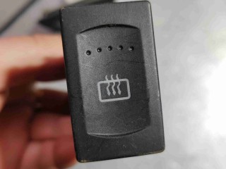 Кнопка подогрева заднего стекла, ориг. номер 3B0959621C, Volkswagen Passat B5 1996-2001