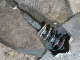 Стойка передняя левая Audi A4 B6 2000-2006