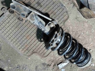 Стойка передняя левая Opel Zafira B 2005-2008