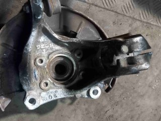 Ступица передняя левая, Volkswagen Passat B6 2005-2010