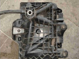 Полка аккумулятора (площадка АКБ), ориг. номер 6Q0915331, Skoda Fabia 2 2007-2010