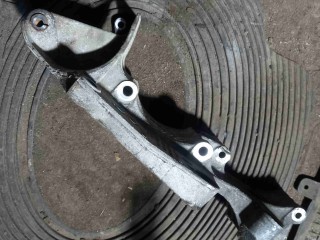 Кронштейн генератора, ориг. номер 045903143F, Volkswagen Transporter T5 2002-2009