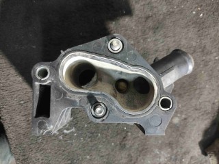 Фланец (тройник) системы охлаждения, ориг. номер 7M5G8K556AC, Ford Focus 2 2004-2008