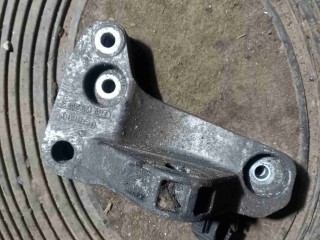 Кронштейн двигателя, ориг. номер 7H0199207B, Volkswagen Transporter T5 2002-2009