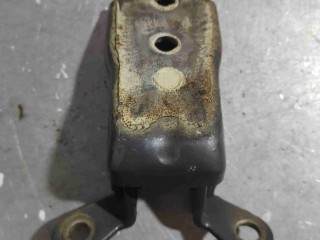 Петля двери, Chevrolet Captiva 2006-2011