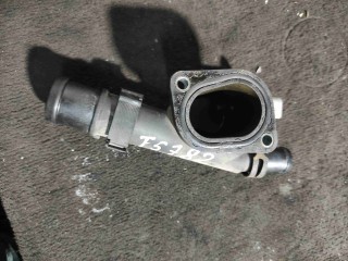 Фланец (тройник) системы охлаждения, ориг. номер 038121132G, Volkswagen Transporter T5 2002-2009