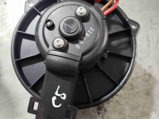 Двигатель отопителя (моторчик печки) Audi A6 C5 1997-2001