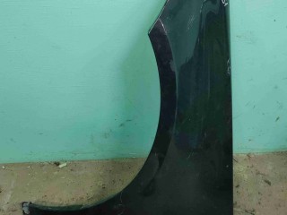 Крыло переднее левое Mercedes B W245 2008-2011
