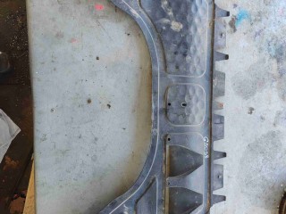 Защита двигателя Volkswagen Golf 5 2003-2009
