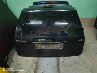 Крышка багажника Ford Mondeo 3 2000-2003