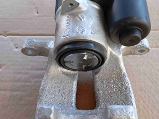 Суппорт задний правый, Volkswagen Passat B6 2005-2010