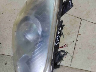 Фара правая, Toyota Avensis 2003-2006