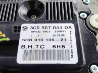 Блок управления печки/климат-контроля Volkswagen Passat B6 2005-2010