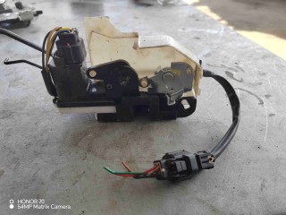 Замок двери передней левой, Hyundai Getz 2002-2005