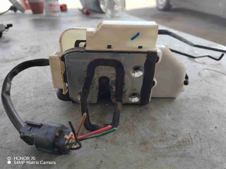 Замок двери передней левой, Hyundai Getz 2002-2005