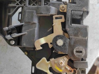 Замок двери задней левой, Volkswagen Passat B5 1996-2001