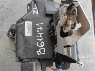 Замок двери задней левой Volkswagen Passat B6 2005-2010