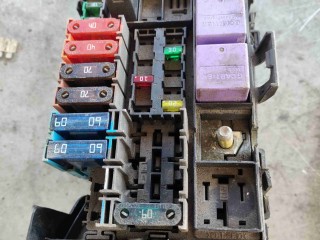 Блок предохранителей (блок реле), ориг. номер 8200003059, Renault Laguna 2 2001-2005