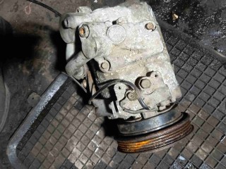 Компрессор кондиционера, ориг. номер 8D0260805J, Volkswagen Passat B5 GP 1996-2001