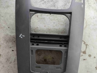Накладка декоративная на торпедо Opel Zafira B 2005-2008
