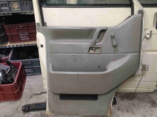 Дверь передняя левая, Volkswagen Transporter T4 1990-2003