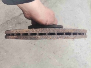 Диск тормозной передний, Audi A4 B6 2000-2006