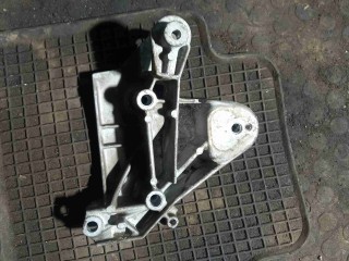 Кронштейн двигателя, ориг. номер 8200027116, Renault Laguna 2 2001-2005