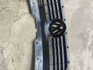Решетка радиатора, ориг. номер 7H0807101, Volkswagen Transporter T5 2002-2009