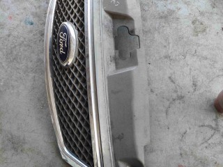 Решетка радиатора, Ford Mondeo 3 2000-2003