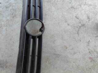 Решетка радиатора, ориг. номер 6N0853653B, Volkswagen Polo 3 1999-2001